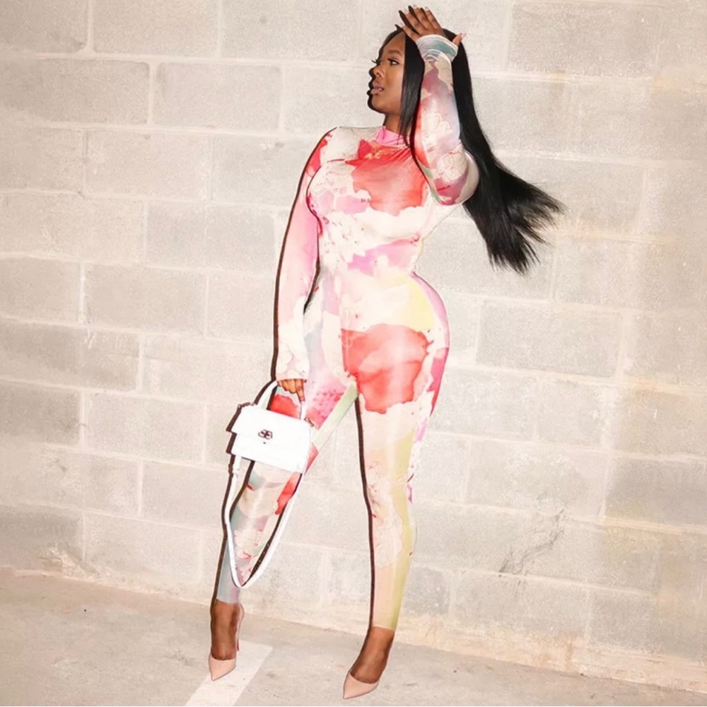 Spring essentials - Picture 3 of 3